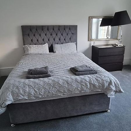 Large 4 Bed Edimburgo Exterior foto